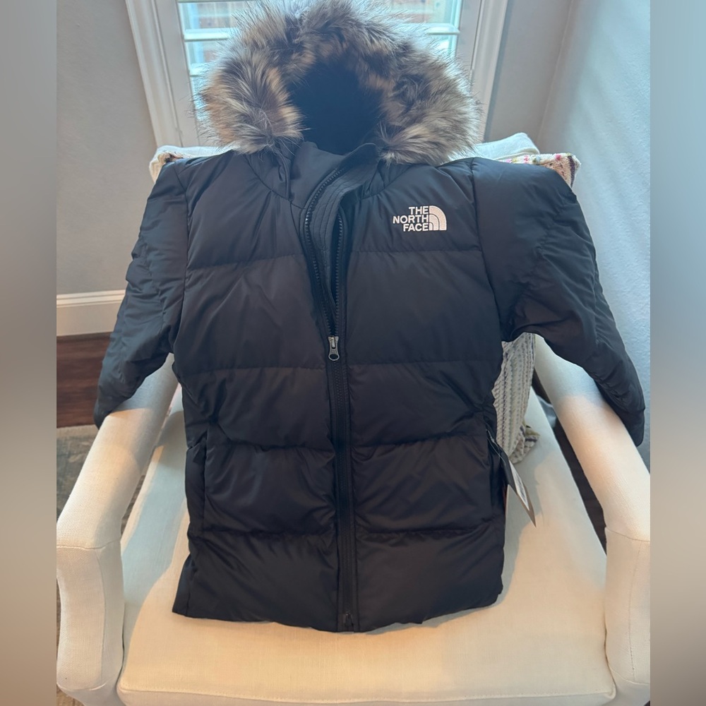 NWT Girls Northface Parka